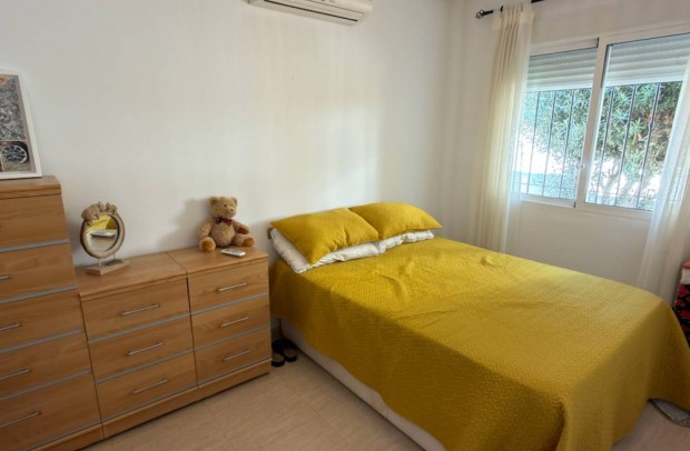 Revente - Villa Detached - Los Montesinos - Urbanizacion montesol