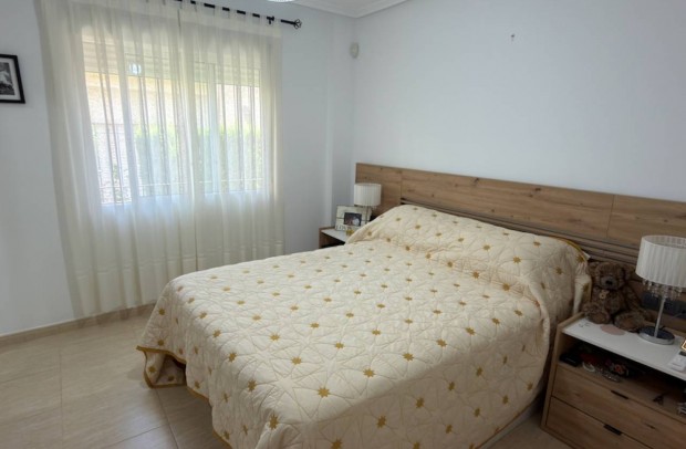 Revente - Villa Detached - Los Montesinos - Urbanizacion montesol