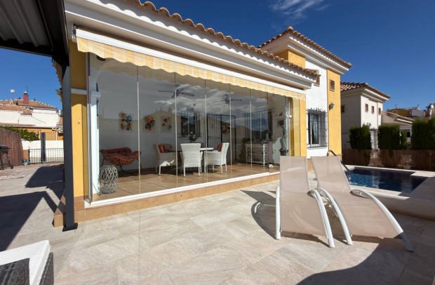Revente - Villa Detached - Los Montesinos - Urbanizacion montesol