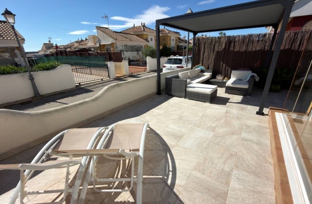 Revente - Villa Detached - Los Montesinos - Urbanizacion montesol