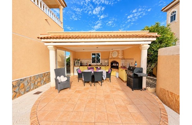 Resale - Villa Detached - Ciudad Quesada - Doña pepa