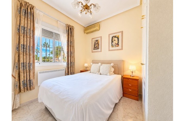 Resale - Villa Detached - Ciudad Quesada - Doña pepa