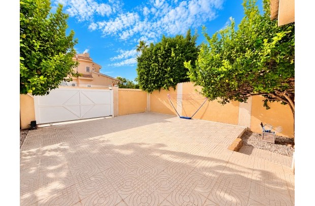 Resale - Villa Detached - Ciudad Quesada - Doña pepa